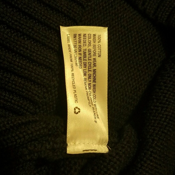 Cat & Jack 2T boys cardigan winter bear sweater. - Picture 4 of 4